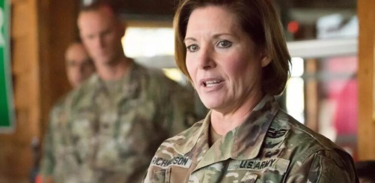 Laura Richardson, jefa USA