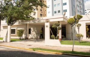 Clinica cerrada