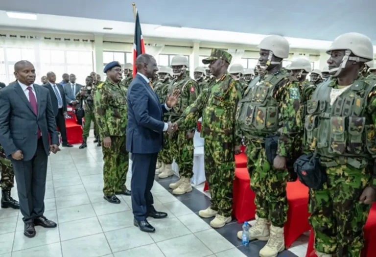 Kenia despide soldados