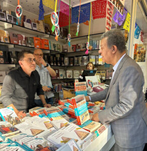 Leonel en libros