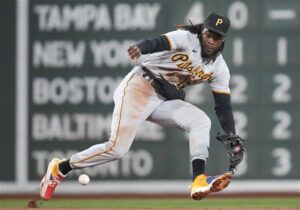 Pirates-Red-Sox-Baseball-20-1692921973