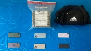 Apresan 4 con cocaina