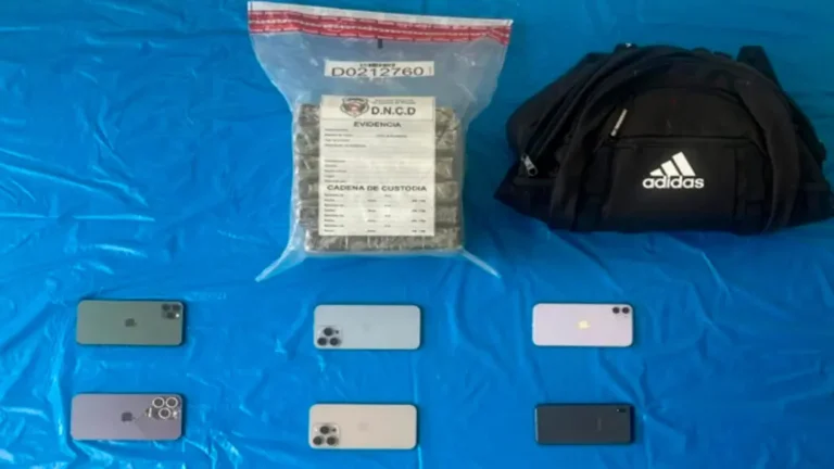 Apresan 4 con cocaina