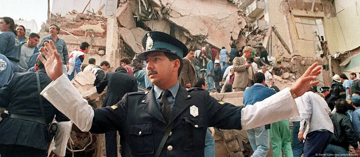 Frente edificio AMIA