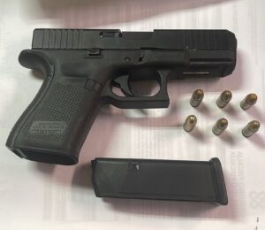 Pistola encautada