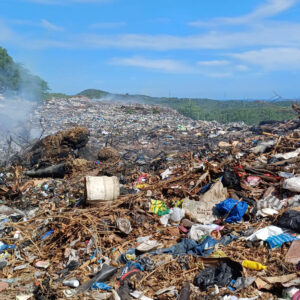 Basura en canal Cabral y Baez Babi,RD
