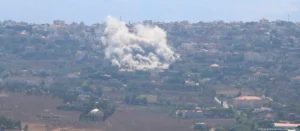 Bombardean Israel