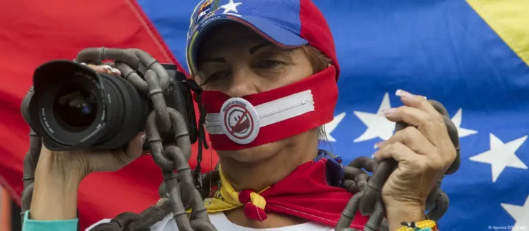 Detienen periodista en Venezuela
