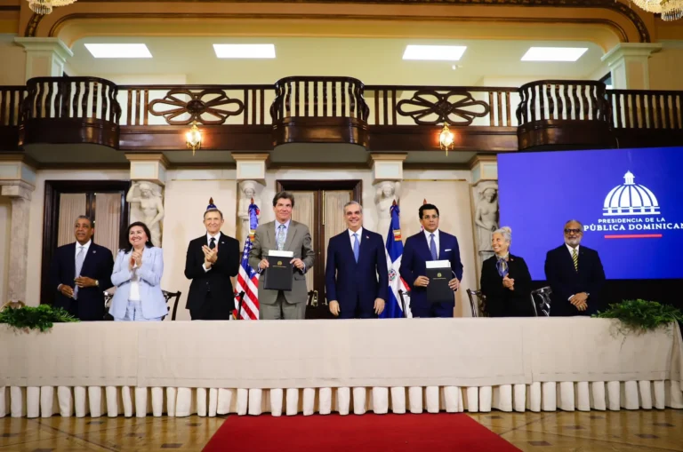 Firma cielo abierto
