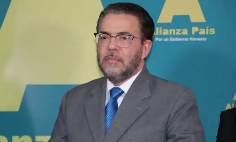 Guillermo-Moreno-990x660-1-780x470-1-jpg