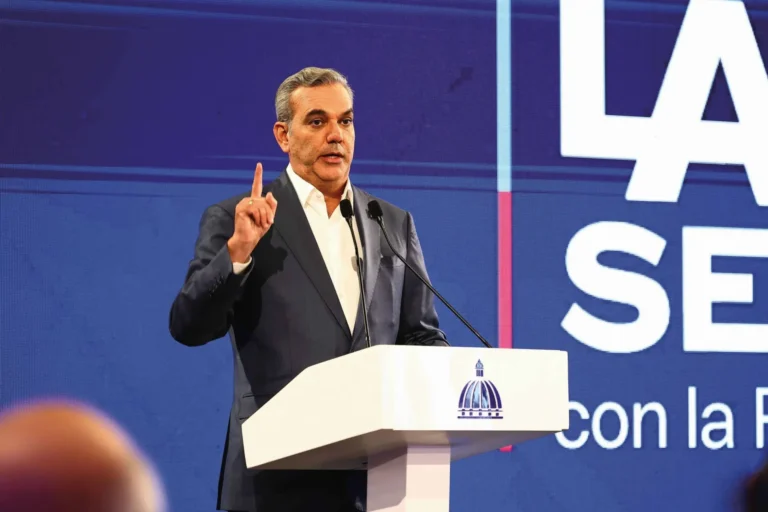 imagen-abinader-la-semanal-haiti-1-scaled