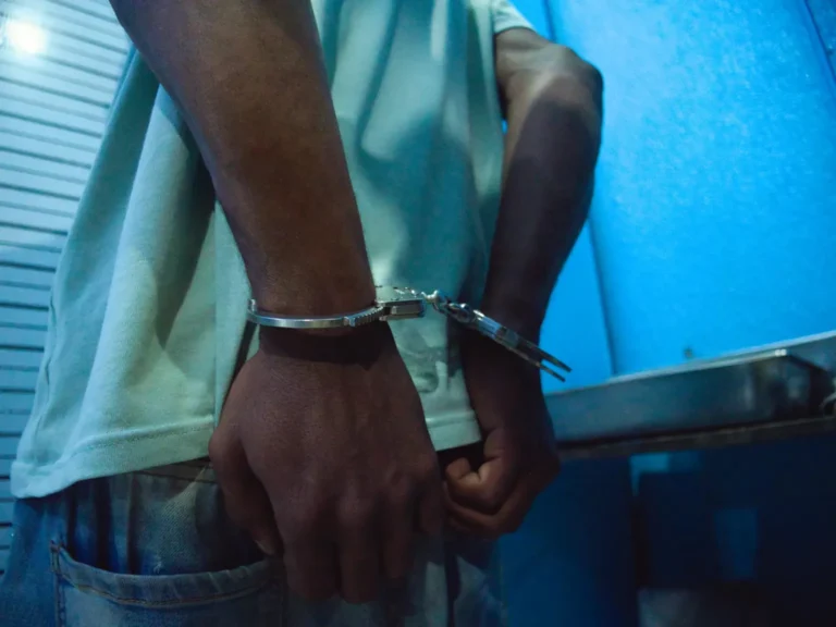 Arrestado por drogas