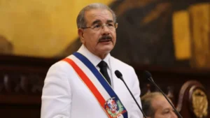 Danilo-Medina-16-de-agosto-de-2012-728x409
