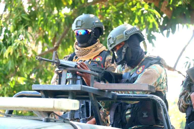 Guardias RD en Frontera Haiti