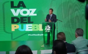Leonel y La Voz del Pueblo