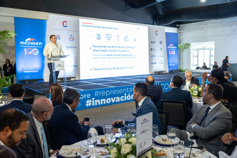 Ministro de Hacienda RD