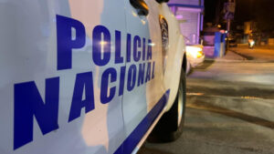Vehiculo policia RD