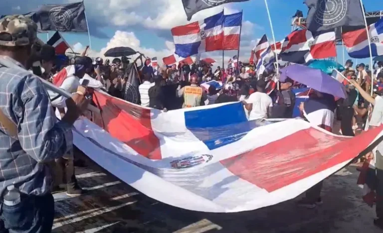 Antigua-Orden-Dominicana-Plaza-de-la-Bandera
