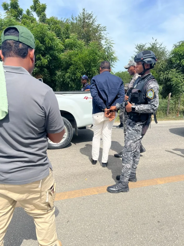 Apresan ayudante fiscal LMF