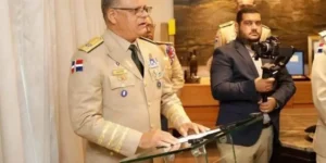 Carlos Fernandez, ministro de defensa RD