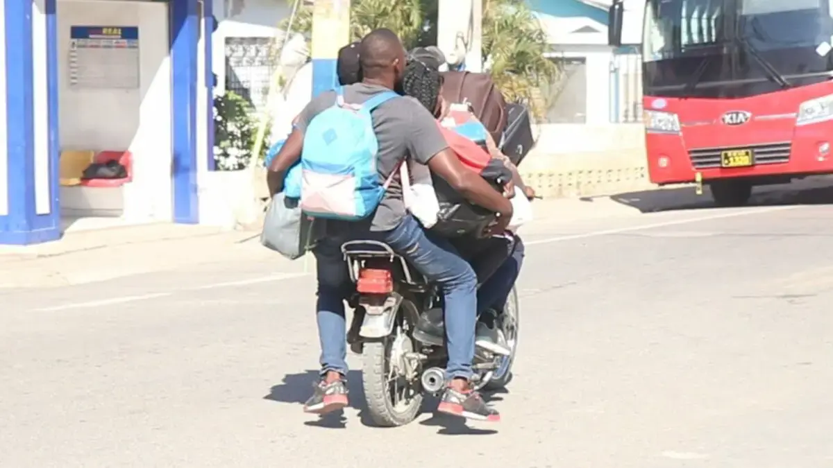 Haitianos huyen desde Dajabon a Haiti