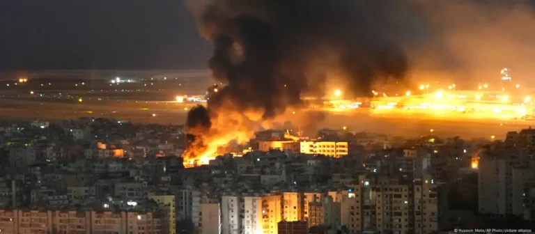 Humareda en Beirut por ataques israelí