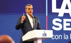 LUIS-ABINADER-114