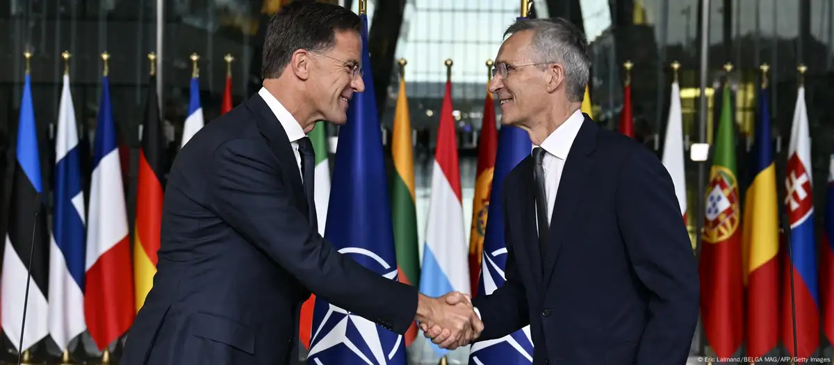 Mark Rutte y Jens Stoltenberg, entrgea de mando en OTAN