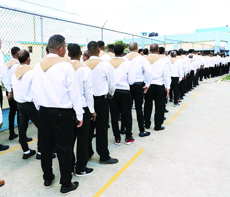 Privados de libertad estudiando