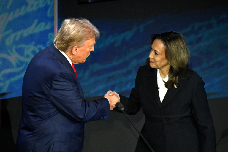 Promesas de Trump y Kamala