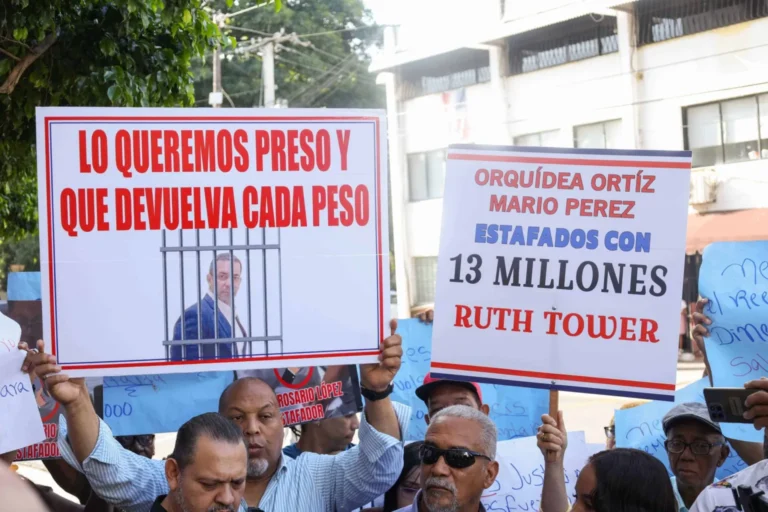 Protestan por estafa inmoiliaria
