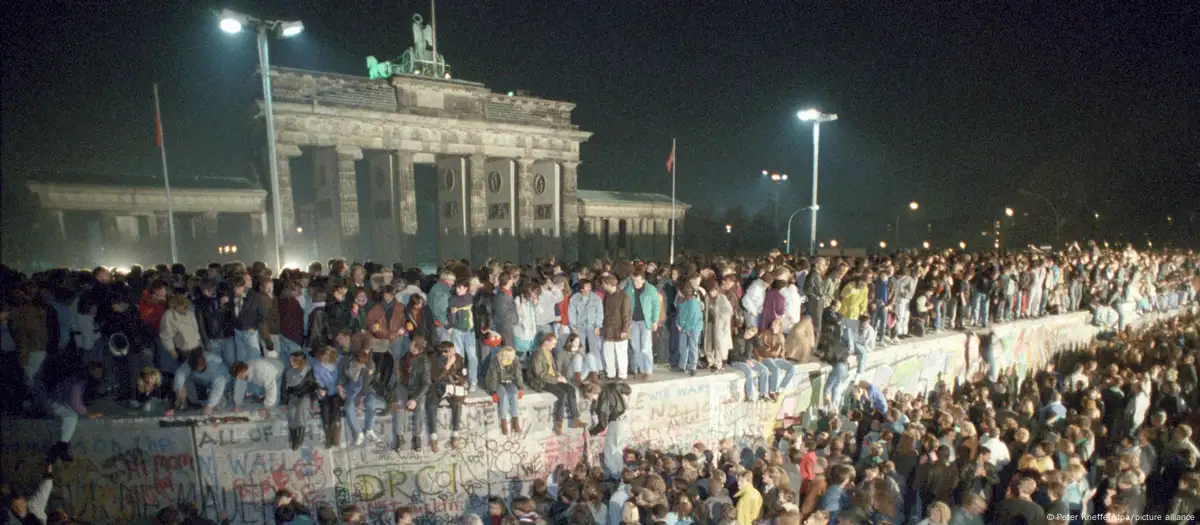 Alemania celebra caida muro de Berlin