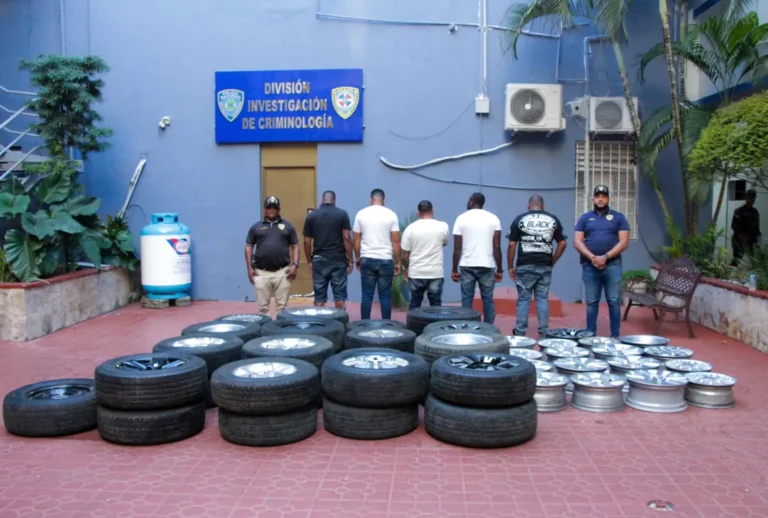 Banda de ladrones de gomas y aros