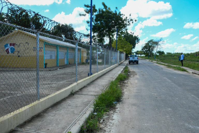 Escuela donde violaron niña