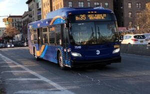 Miles-de-multas-equivocadas-emiten-camaras-instaladas-en-autobuses-NYC-747x470