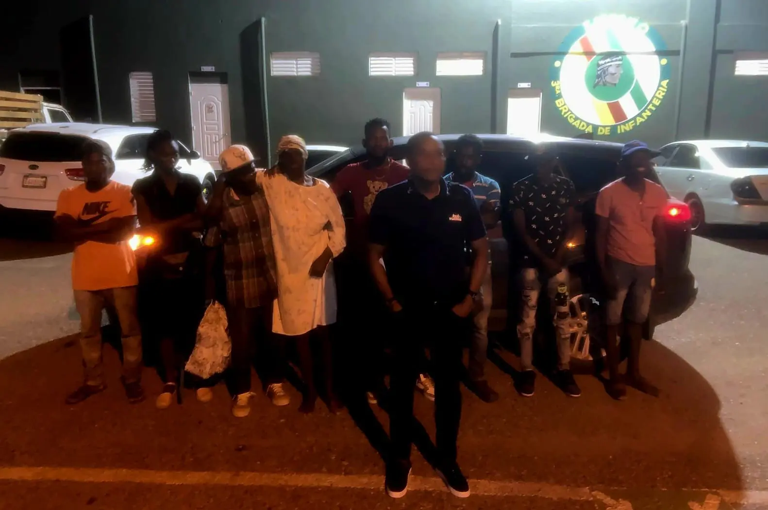 Arrestan dominicanoi con indocumentados