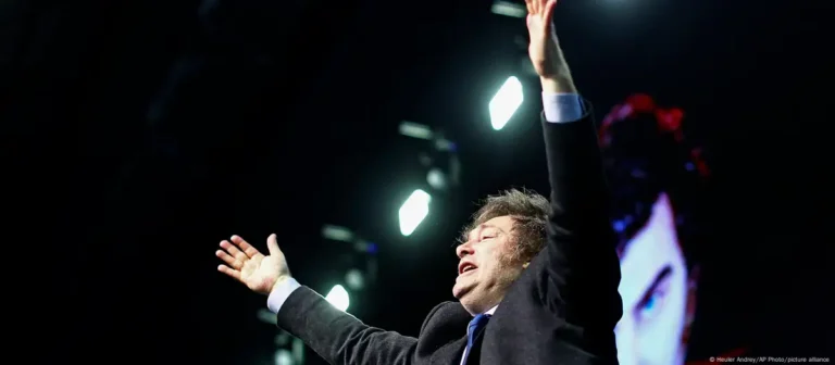 Las dos caras de Milei