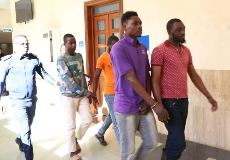 Piden prision contra 4 haitianos