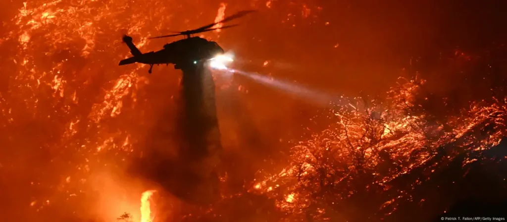 24 muertos por incendios Los Angeles
