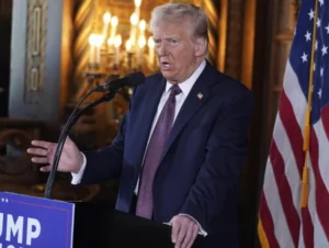 Trump amenaza Tomar canal Panama