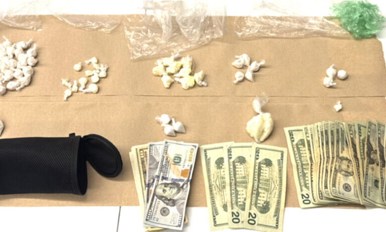 Un-dominicano-y-complice-arrestados-con-59-bolsas-780x470