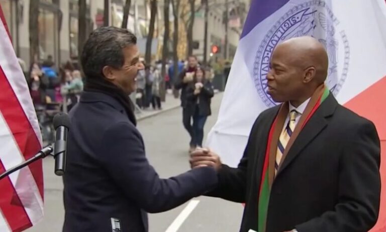 Ydanis Rodriguez y alcalde Adams