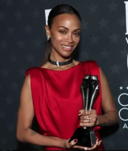 Zoe Saldaña gana premio