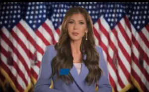 kristi-noem-secretaria-seguridad-eeuu-650x400