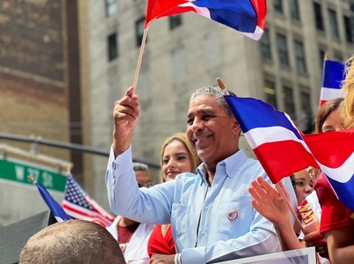 zzzzzzzzzzzz-Espaillat-recibe-respaldo-comunidad-dominicana-NYC_-valoran-su-defensa-a-dominicanidad