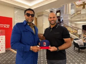 Albert Pujols y un fanatico