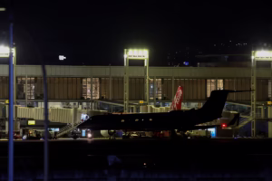 Avion que llevo a Rodrigo Duterte a La Haya