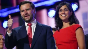J D Vance y esposa