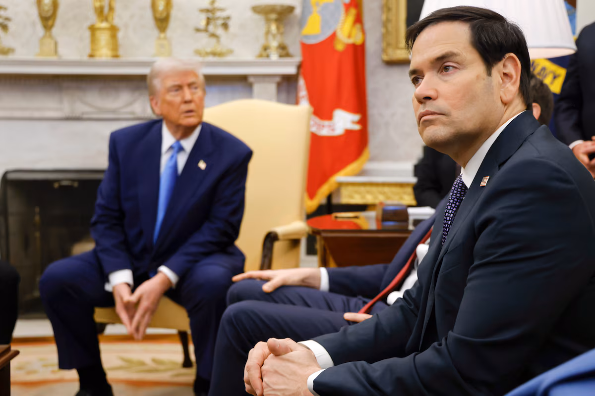 Marco Rubio junto a su lider Trump