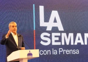 Abinader y La Semanal